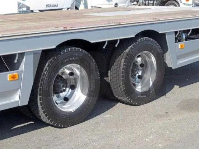 Mitsubishi Fuso Super Great 2025 — миниатюра 5
