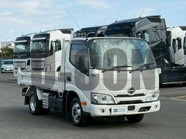 Hino Dutro 2024 — миниатюра 2