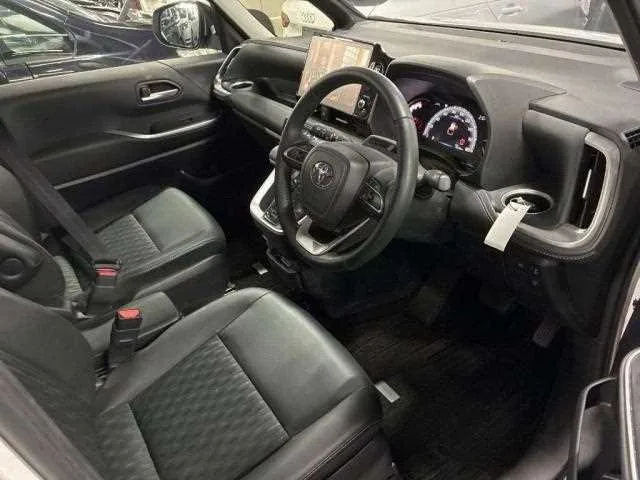 Toyota Noah 2024 — миниатюра 3
