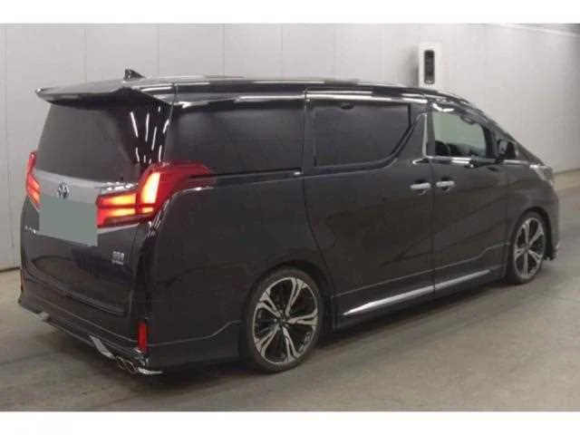 Toyota Alphard Hybrid 2023 — миниатюра 5
