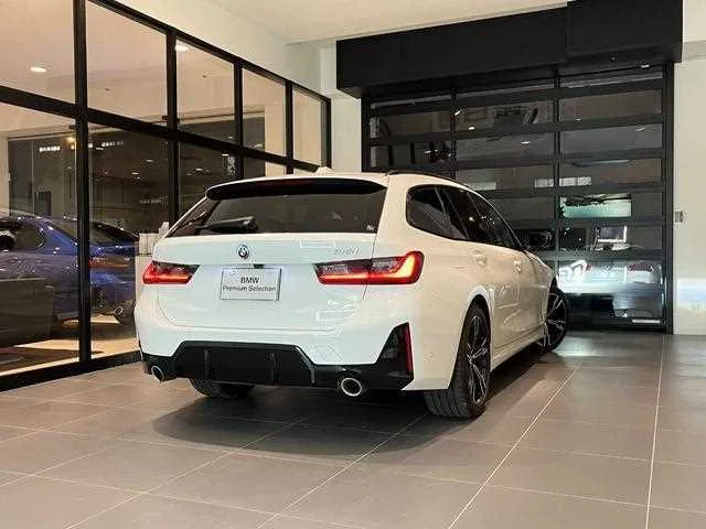 BMW 3 Series 2022 — миниатюра 3