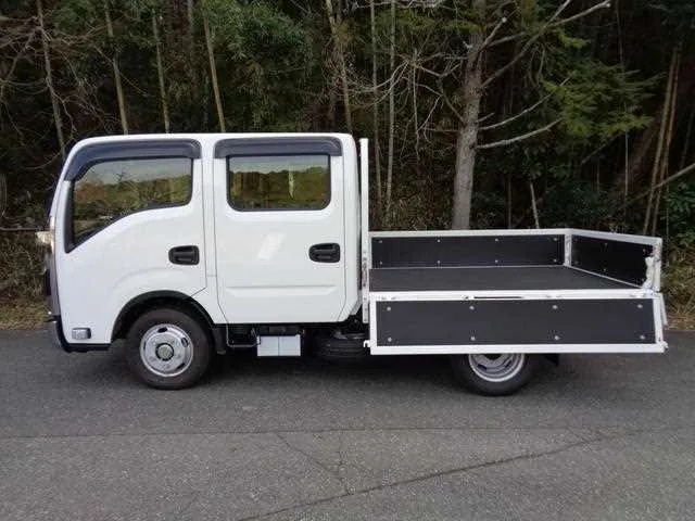 Isuzu Elf Truck 2024 — миниатюра 3