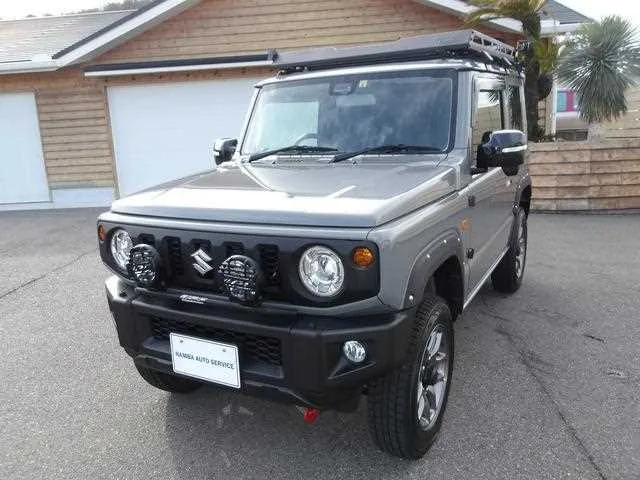 Suzuki Jimny 2023 — миниатюра 3