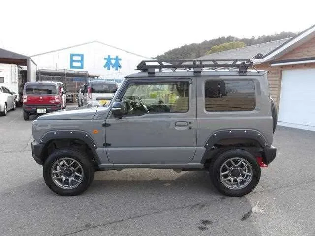 Suzuki Jimny 2023 — миниатюра 5