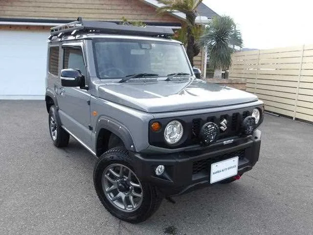 Suzuki Jimny 2023 — фото 1, купить с доставкой в Москву