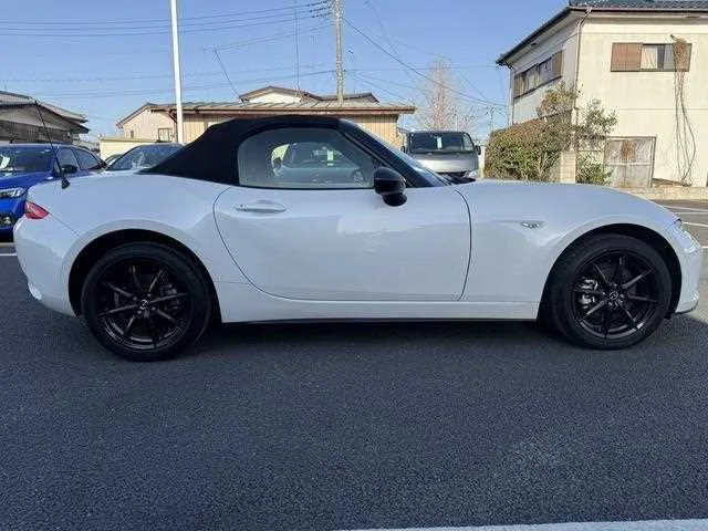 Mazda Roadster 2024 — миниатюра 4