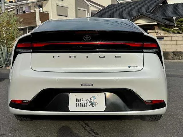 Toyota Prius 2023 — миниатюра 4