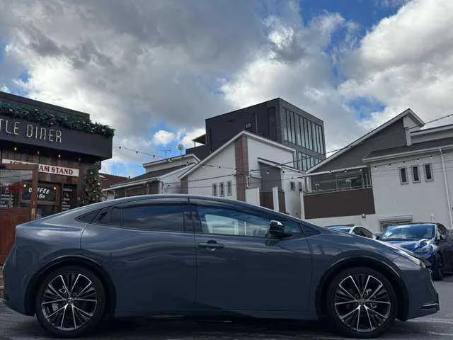 Toyota Prius 2023 — миниатюра 4