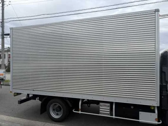 Hino Dutro 2023 — миниатюра 3