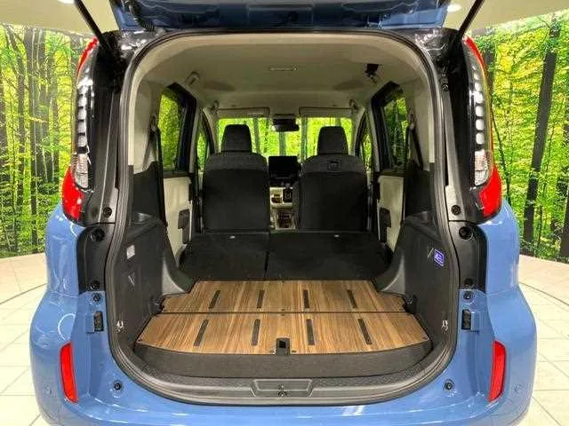 Toyota Sienta 2023 — миниатюра 4
