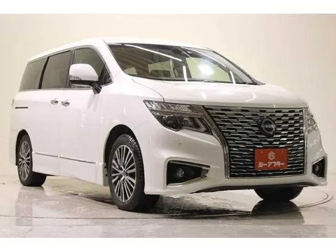 Nissan Elgrand 2023 купить в Москве