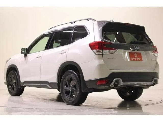 Subaru Forester 2022 — миниатюра 2