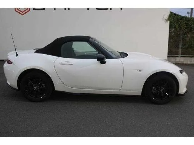Mazda Roadster 2022 — миниатюра 4