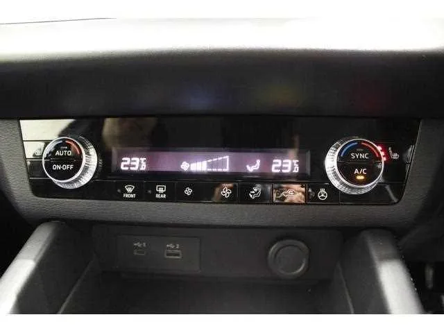 Mitsubishi Outlander 2022 — миниатюра 5