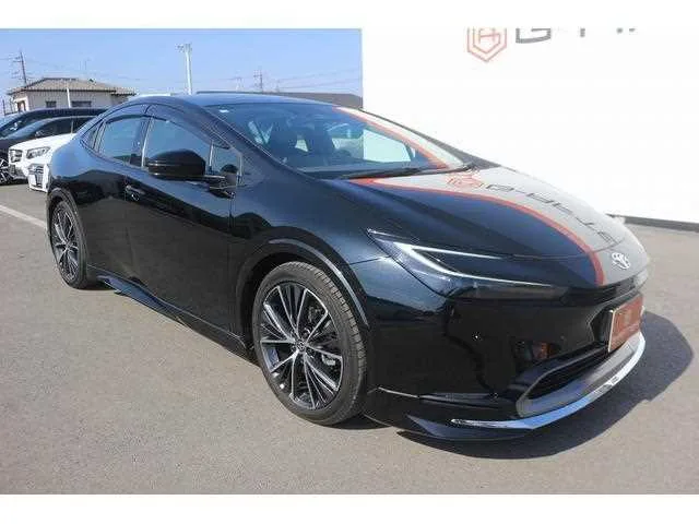 Toyota Prius 2023 — фото 1, купить с доставкой в Москву