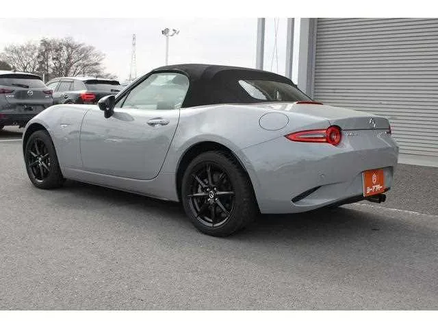 Mazda Roadster 2024 — миниатюра 2