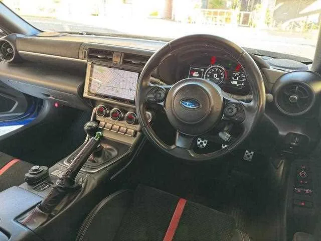 Subaru BRZ 2022 — миниатюра 5