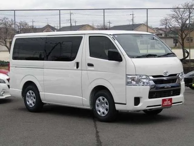 Toyota Hiace Van 2026 — фото 1, купить с доставкой в Москву