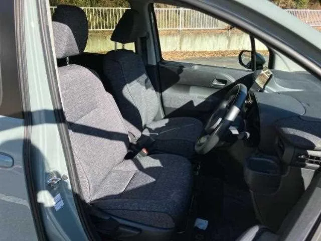 Toyota Sienta Z 2022 — миниатюра 4