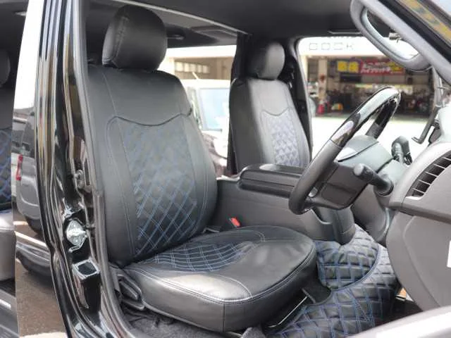 Toyota Hiace Van 2023 — миниатюра 4