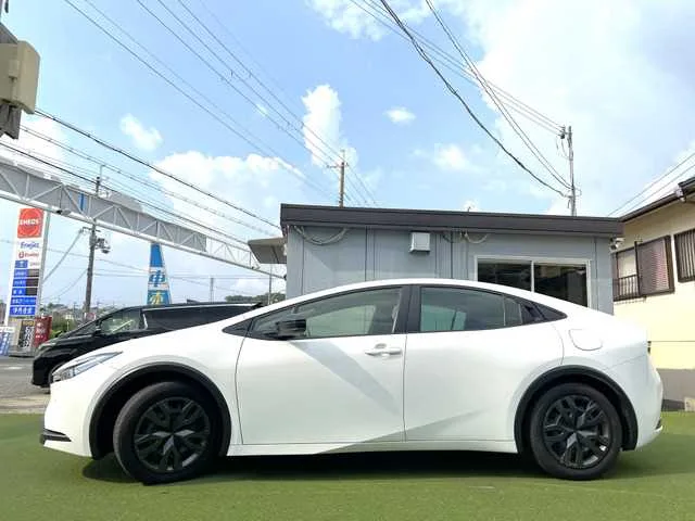 Toyota Prius 2023 — миниатюра 5