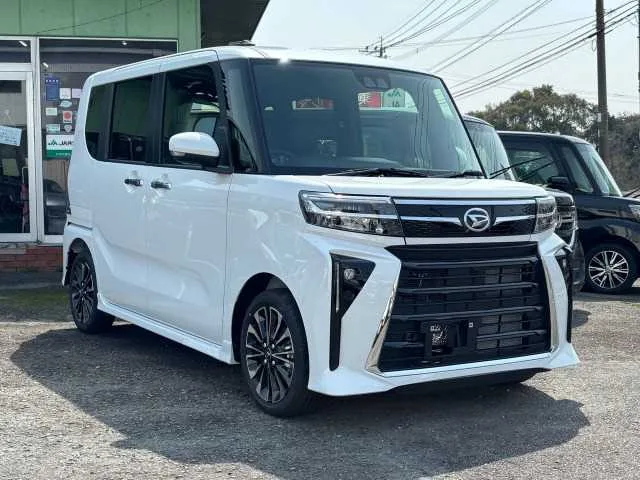 Daihatsu Tanto Custom 2025 — миниатюра 4