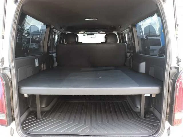 Toyota Hiace Van 2024 — миниатюра 5