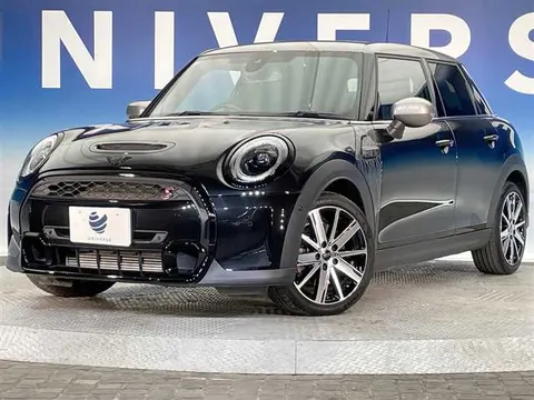 U.K. Others U.K. Others 2023 купить в Москве