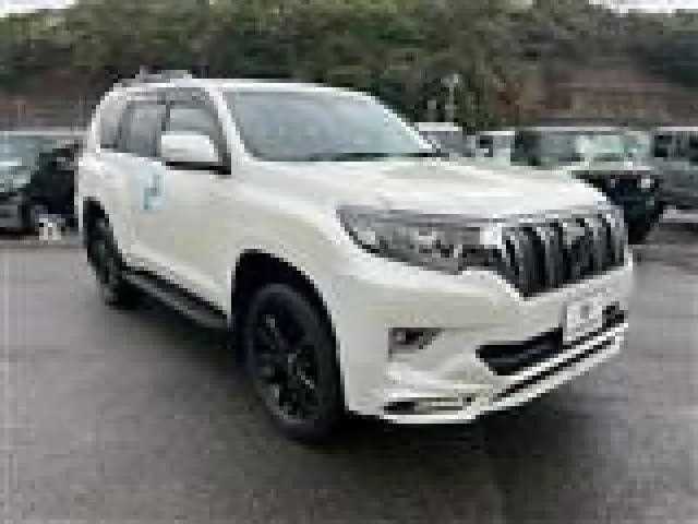 Toyota Land Cruiser Prado 2022 — миниатюра 3