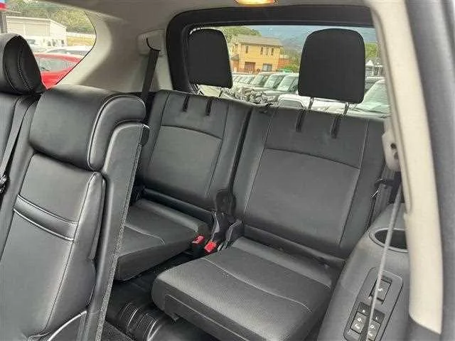Toyota Land Cruiser Prado 2022 — миниатюра 5
