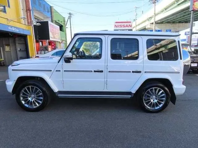 Mercedes-Benz G-Class 2022 — миниатюра 3