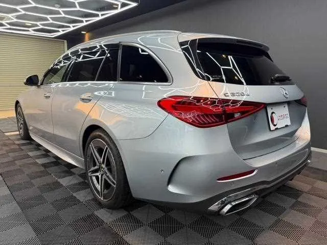 Mercedes-Benz C-Class 2022 — миниатюра 4