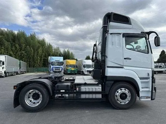Mitsubishi Fuso Super Great 2025 — миниатюра 3