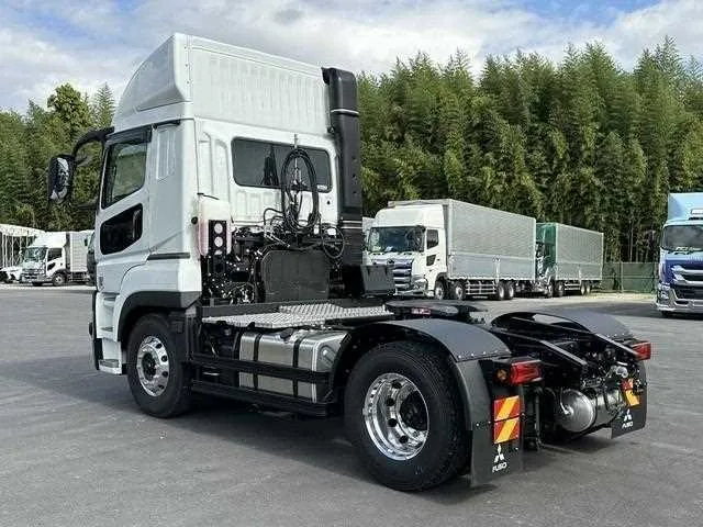 Mitsubishi Fuso Super Great 2025 — миниатюра 5