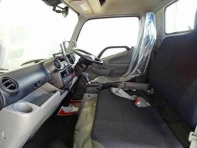 Toyota Dyna Truck 2024 — миниатюра 3