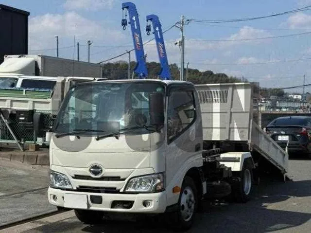 Hino Dutro 2022 — фото 1, купить с доставкой в Москву