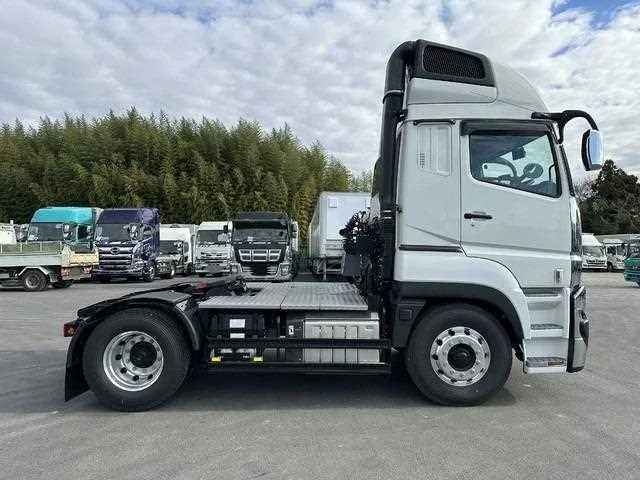 Mitsubishi Fuso Super Great 2024 — миниатюра 3