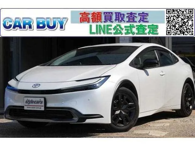 Toyota Prius 2023 — фото 1, купить с доставкой в Москву