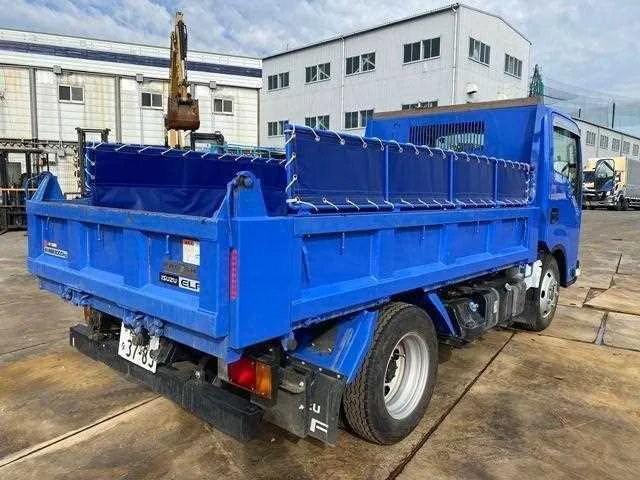 Isuzu Elf Truck 2023 — миниатюра 5