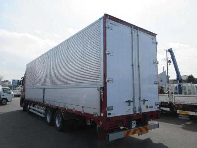 Mitsubishi Fuso Super Great 2025 — миниатюра 3