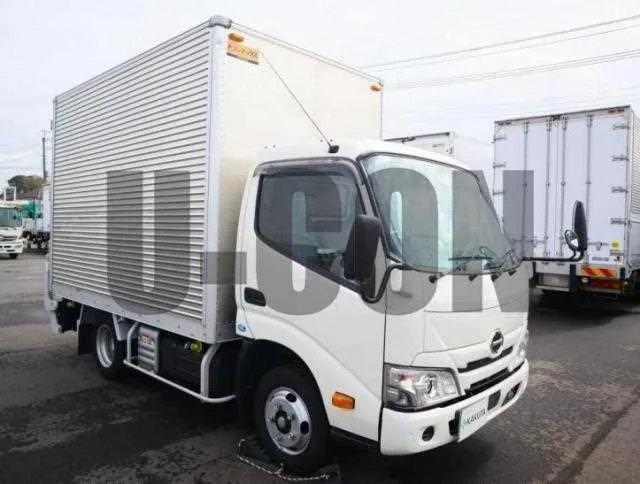 Hino Dutro 2024 — миниатюра 2