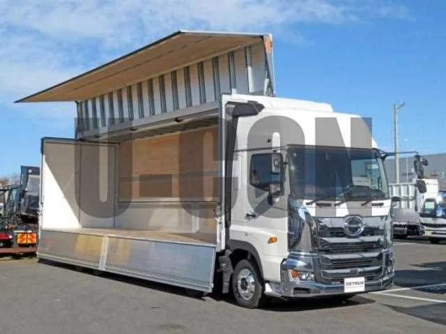 Hino Profia 2025 — миниатюра 2