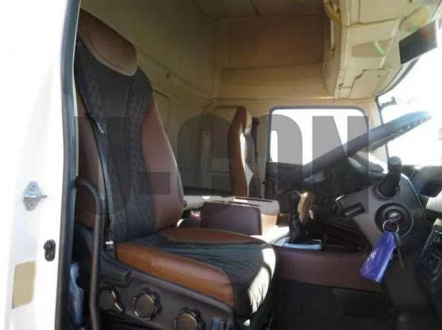 Hino Profia 2025 — миниатюра 3