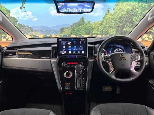 Mitsubishi Delica D:5 2025 — миниатюра 2