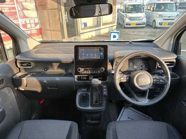 Toyota Sienta 2024 — миниатюра 2