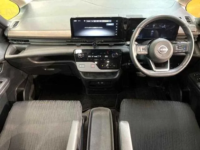 Nissan Serena 2024 — миниатюра 2