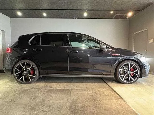 Volkswagen Golf GTI 2023 — миниатюра 2