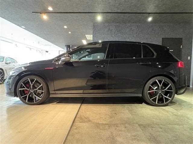 Volkswagen Golf GTI 2023 — миниатюра 3