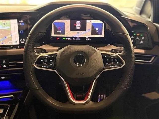 Volkswagen Golf GTI 2023 — миниатюра 4