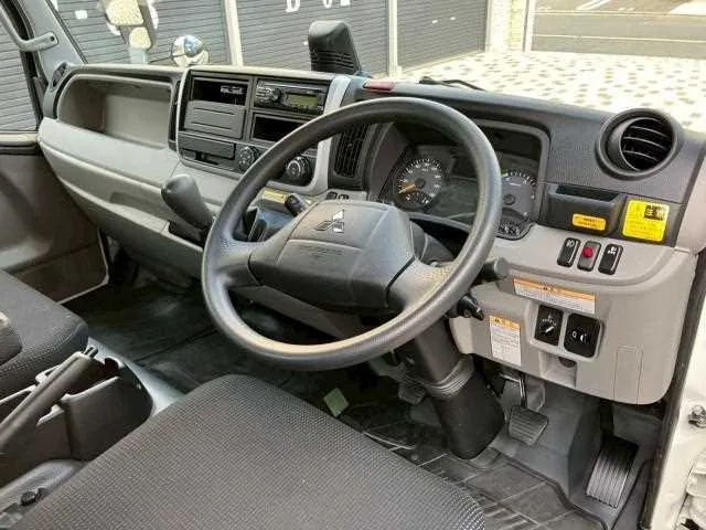 Mitsubishi Fuso Canter 2024 — миниатюра 2